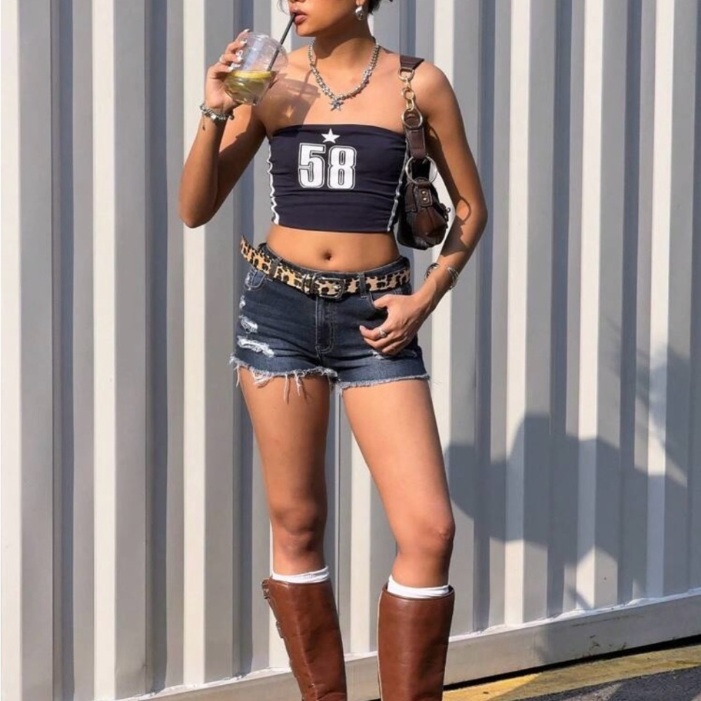 BRAND NEW in bag! Distressed Denim Girl’s size 13 Shorts - Picture 5 of 7